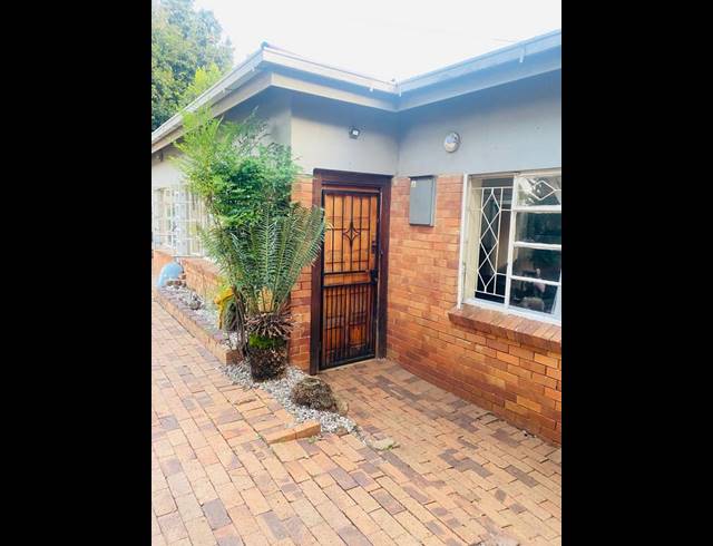 3 BEDROOM PROPERTY TO RENT IN PRIMROSE HILL